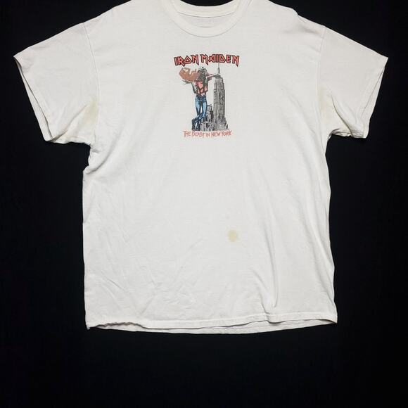 Vintage iron maiden tshirt lenght 27" chest 23" - Picture 1 of 7